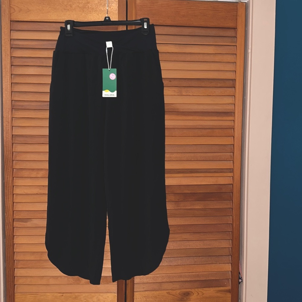 Breezeful™ High Waisted Crossover Side Pocket Quick Dry Resort Pants - Halara